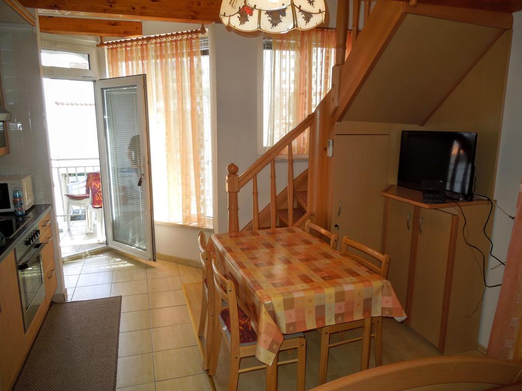 Apartments Dobranic Цриквеница Экстерьер фото